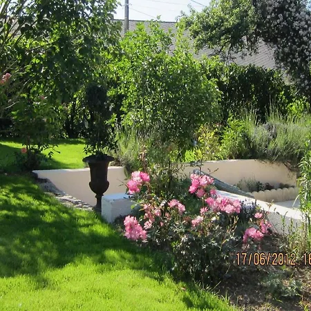 Le Poeme Bed & Breakfast