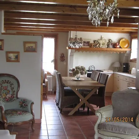 Le Poeme Bed & Breakfast